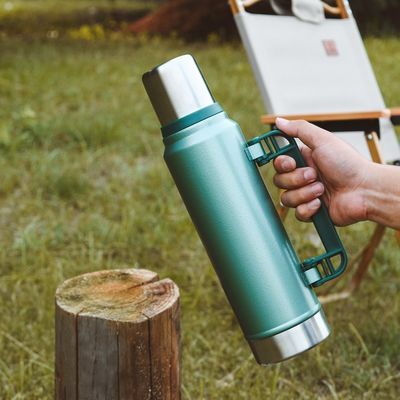 Bottolina d'acqua in acciaio inossidabile a vuoto di grande capacità in stile americano termostato da 1 litro con maniglia