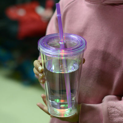 16 oz Led Drinking Drinking Party Acqua lampeggianti luci illuminare tazza di plastica Led doppio muro Tumbler