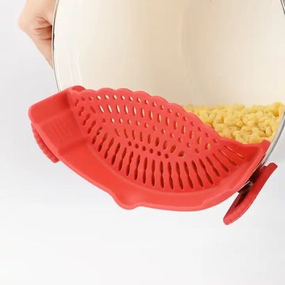 Serbatoio per vaso di strappatura e serbatoio per pasta flessibile