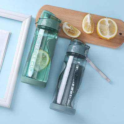 570 ml bottiglie di acqua sportiva per adulti portatili a prova di perdite e senza BPA