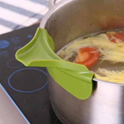 Prodotti da cucina Pottino anti-sparsa in silicone con deflettore di bordo rotondo 20g