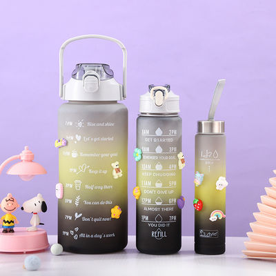 Unisex 3 in 1 Marcatore di tempo motivazionale Colore gradiente Set bottiglia d'acqua 2000ml 900ml 500ml