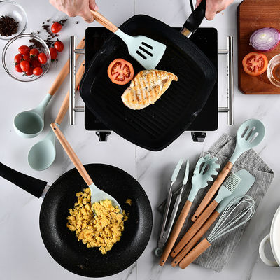 Spatula da manico in legno per esterno, utensili da cucina in silicone