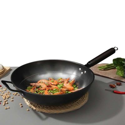 Stile minimalistico Honeycomb non stick 34cm Fritura in ferro puro Wok sostenibile e durevole