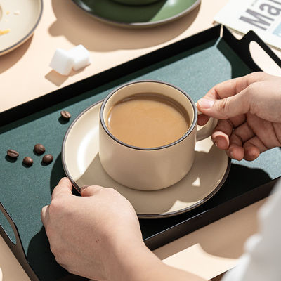250 ml Capacità Nordic Matte Ceramic Coffee Mug and Plate Bundle con cucchiaio corrispondente