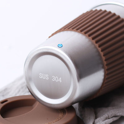 Tazza da caffè in acciaio inossidabile Custom 17oz Double Wall 18/8 Tumbler con manica in silicone