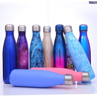 Isolamento termico 500ml Acciaio inossidabile doppio muro Bottiglia d'acqua a vuoto Cola Forma Sublimazione Sport Bottiglia