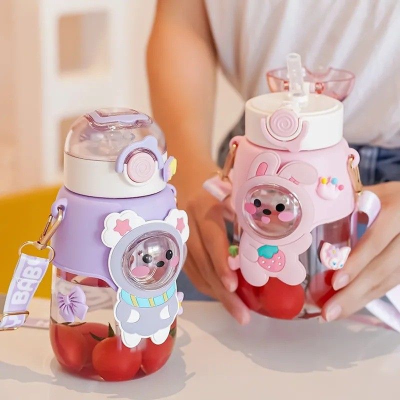 Bottiglia d'acqua per bambini cartone animato Tazza di plastica carina con disegno portatile di tipo paglia
