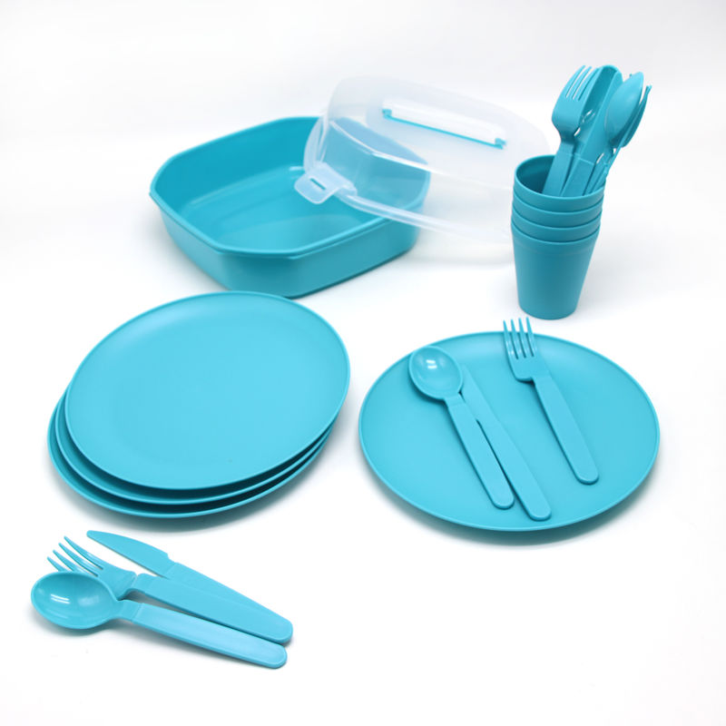 4 Persona Portable Pigmented Outdoor Tableware Set Includes Knife Fork Spoon Plate